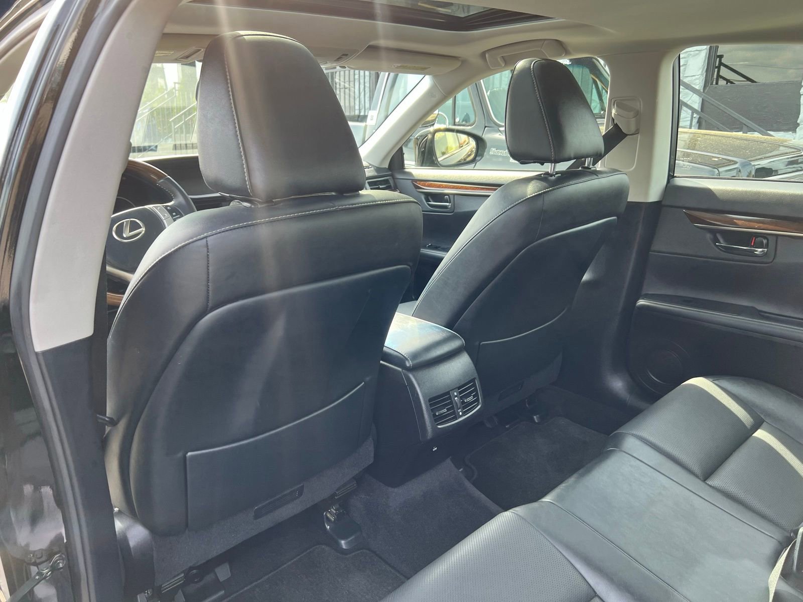 Used 2015 Lexus ES 350 w/ Premium Package FWD image 21