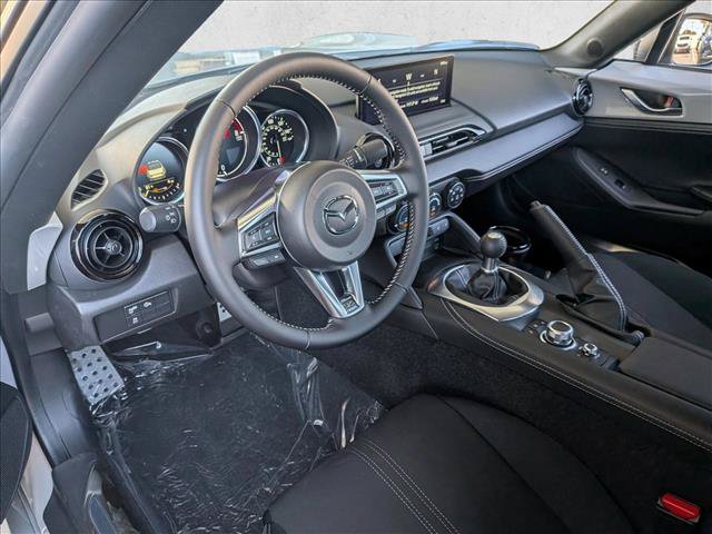 New 2026 MAZDA MX-5 Miata Club w/ Interior Package RWD image 3