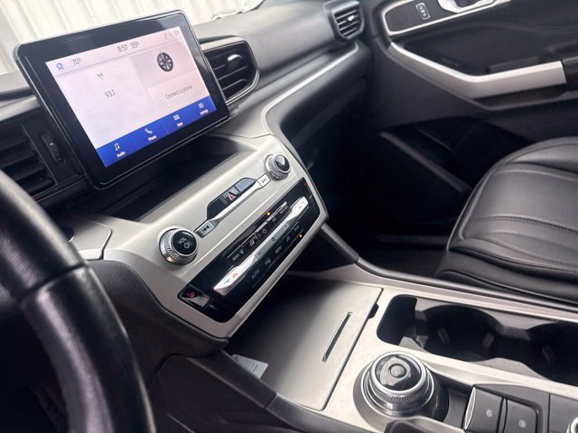 Used 2022 Ford Explorer XLT AWD/4WD image 14