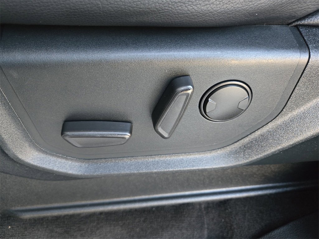 Used 2020 Ford Expedition XLT w/ Black Accent Package image 26