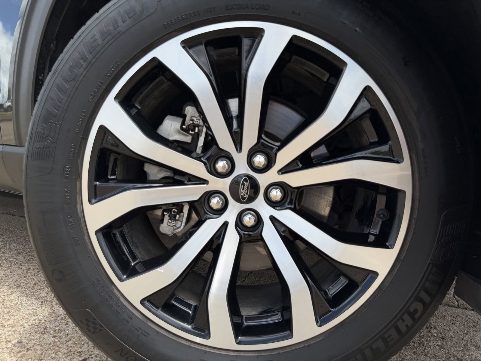 Used 2020 Ford Explorer ST w/ Premium Technology Package AWD/4WD image 10