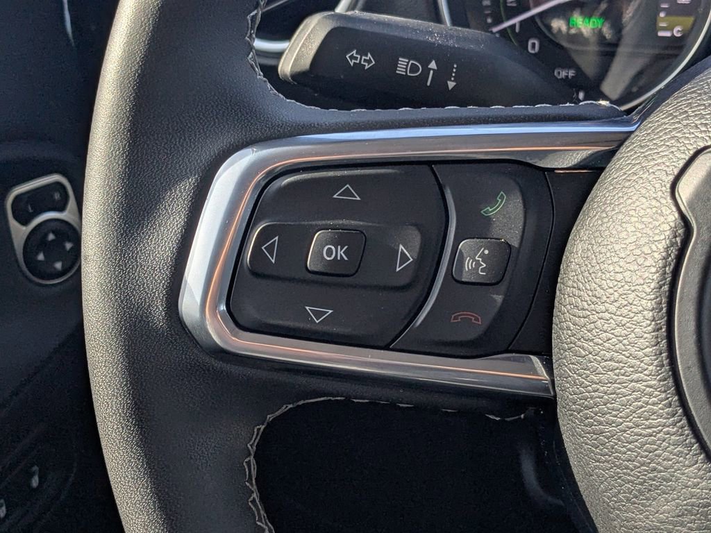 Used 2023 Jeep Wrangler Unlimited Sahara image 21