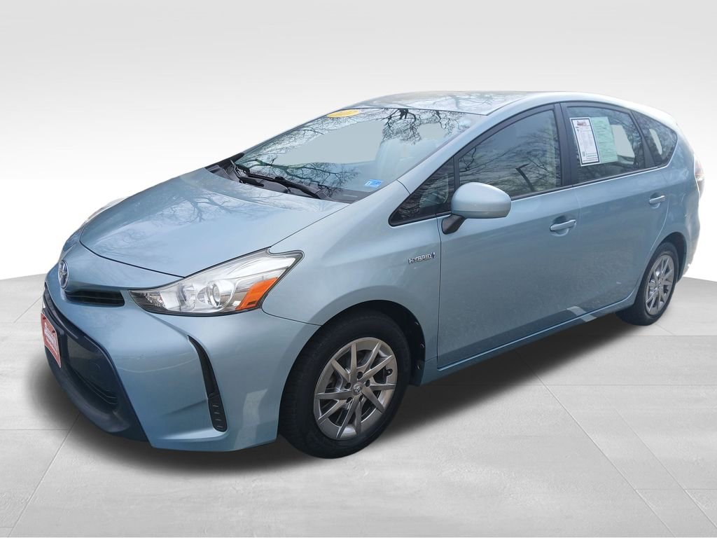 Used 2017 Toyota Prius V Two image 3