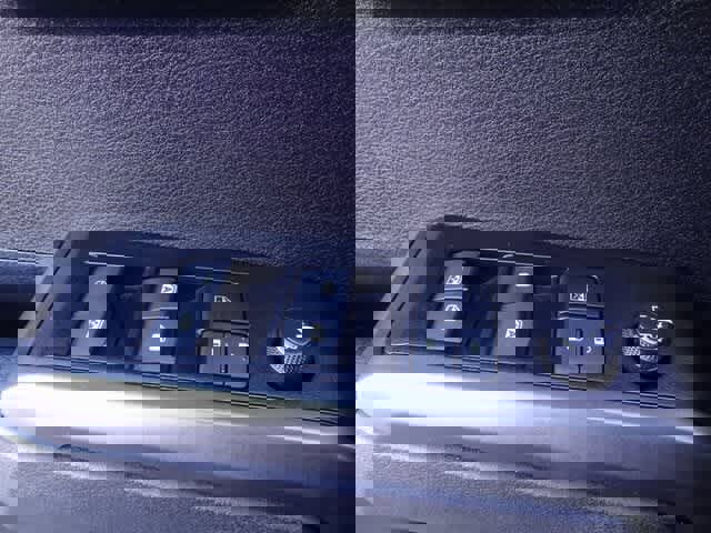 Used 2021 Toyota Tacoma TRD Sport image 16