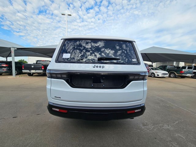 New 2026 Jeep Grand Wagoneer L Limited w/ Premium Group II AWD/4WD image 15