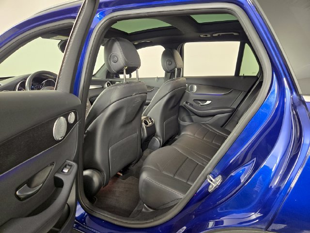 Used 2020 Mercedes-Benz GLC 300 4MATIC image 19