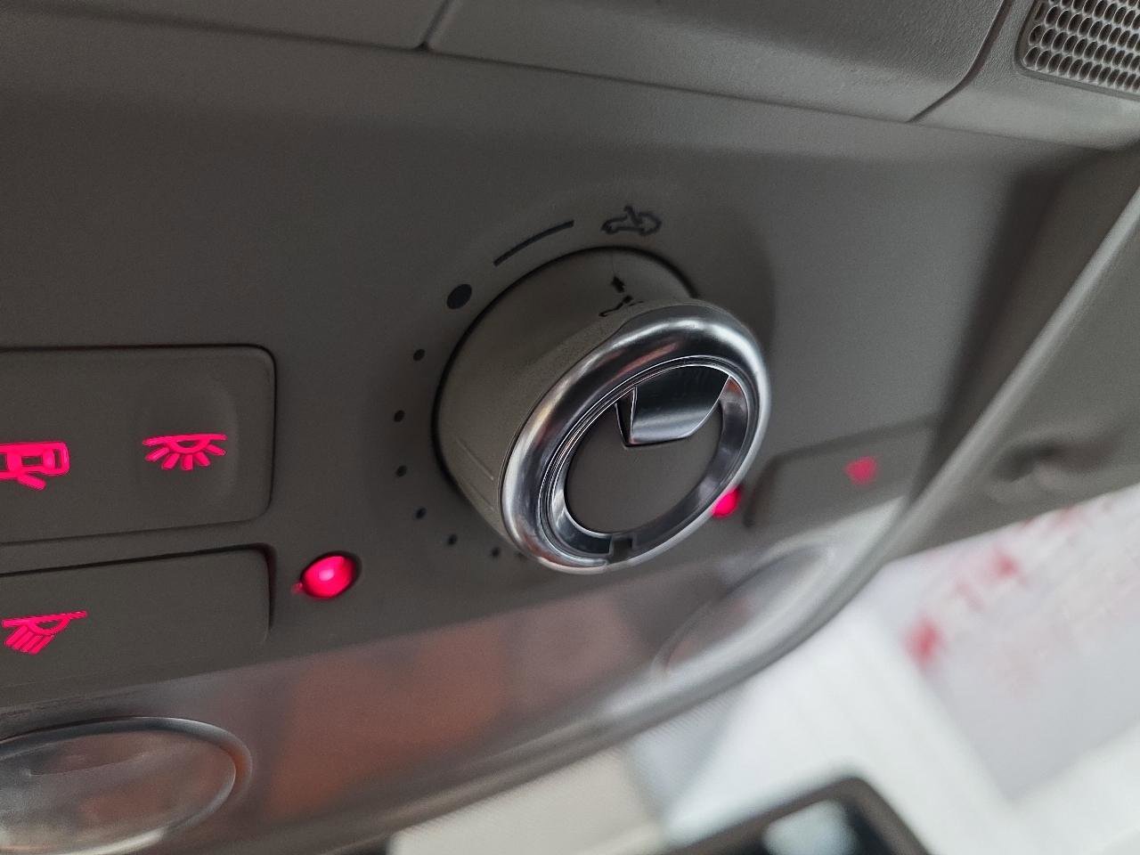 Used 2012 Volkswagen Passat 3.6 SE image 49