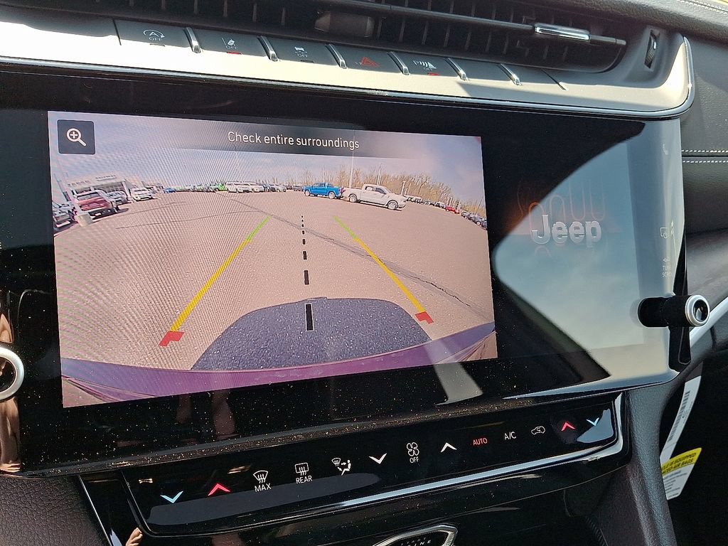 New 2026 Jeep Grand Cherokee Altitude AWD/4WD image 15