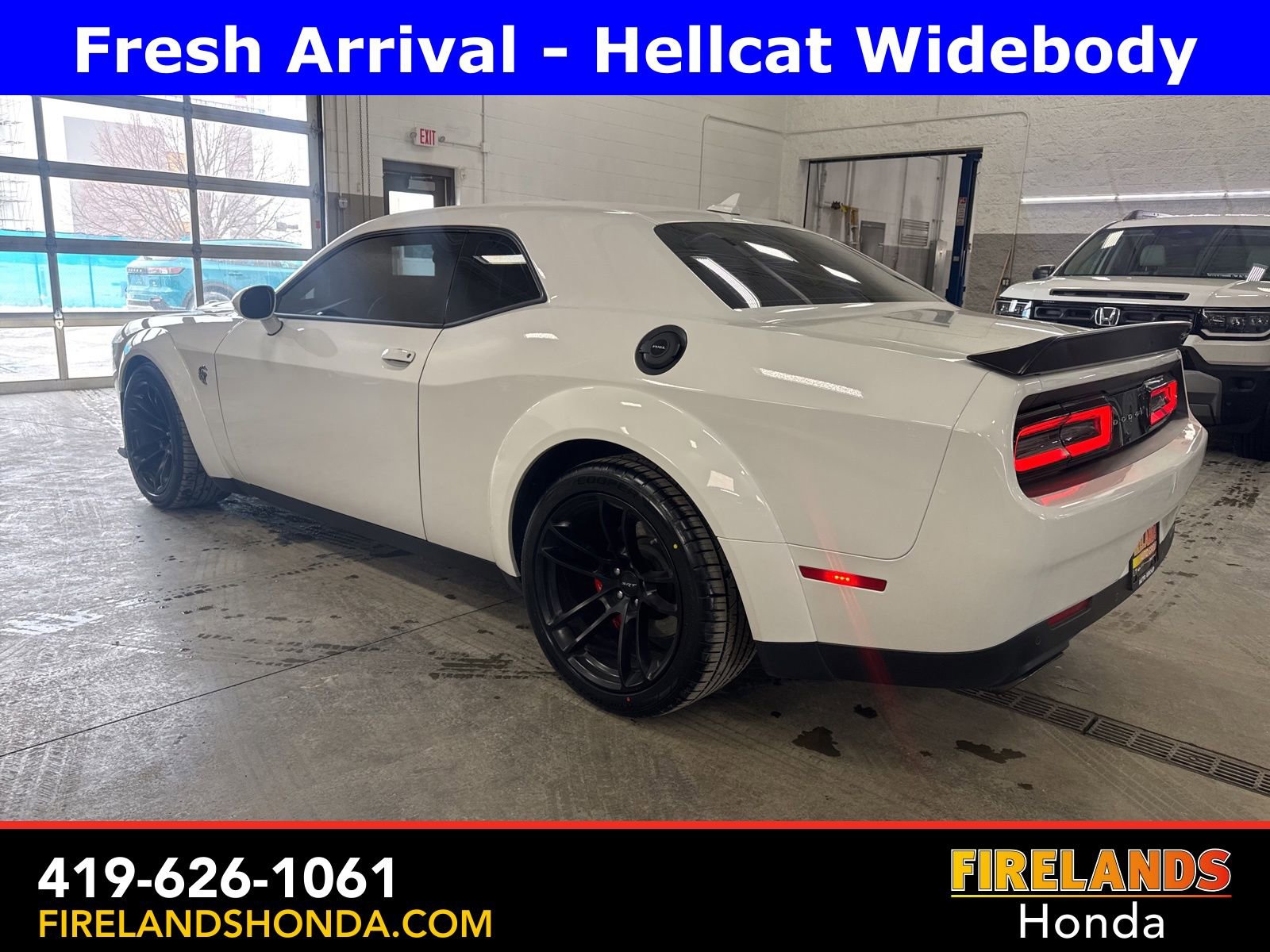 Used 2022 Dodge Challenger SRT Hellcat image 3