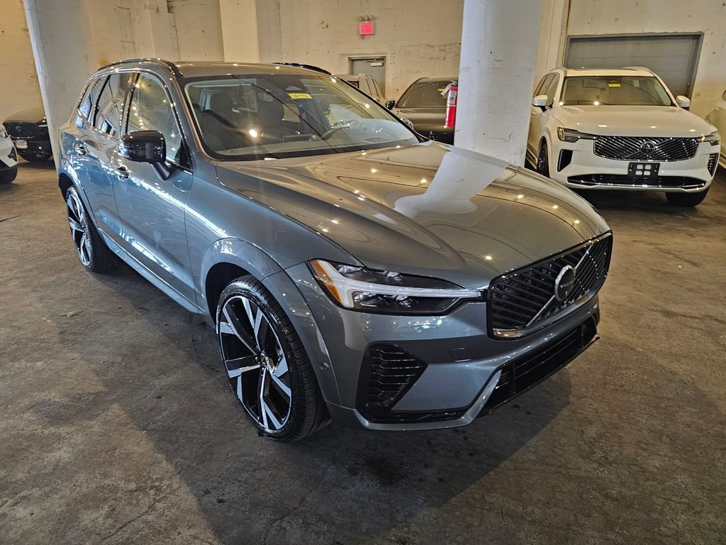Certified 2026 Volvo XC60 T8 Ultra AWD/4WD image 5