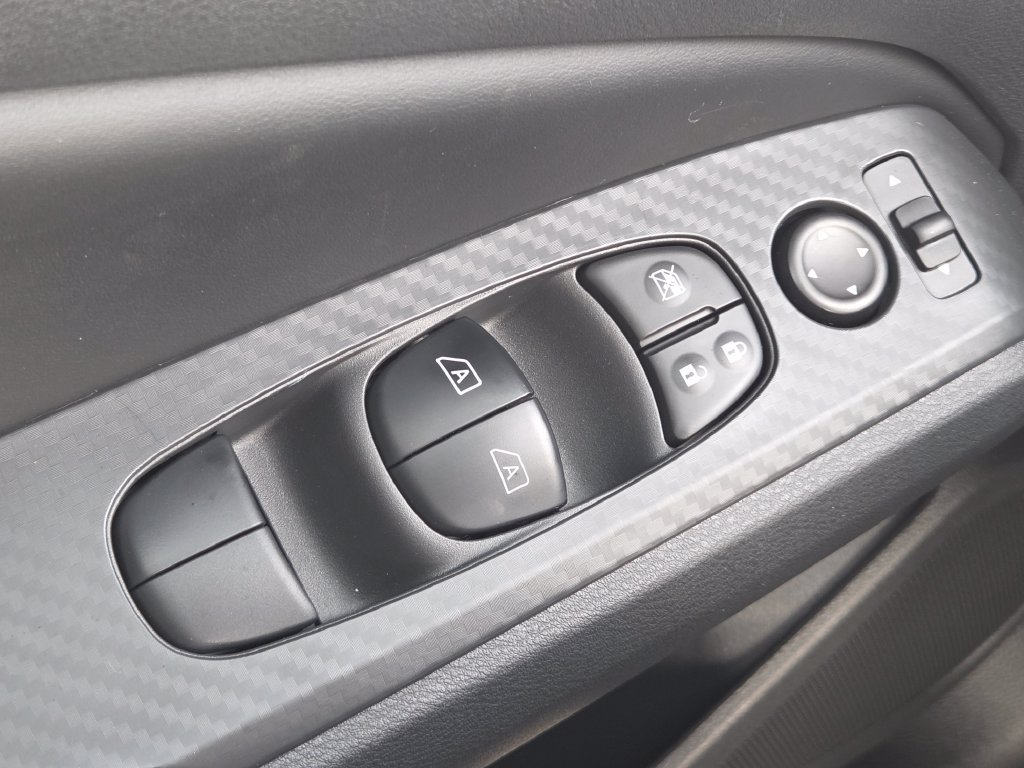 New 2026 Nissan Altima 2.5 SV FWD image 7