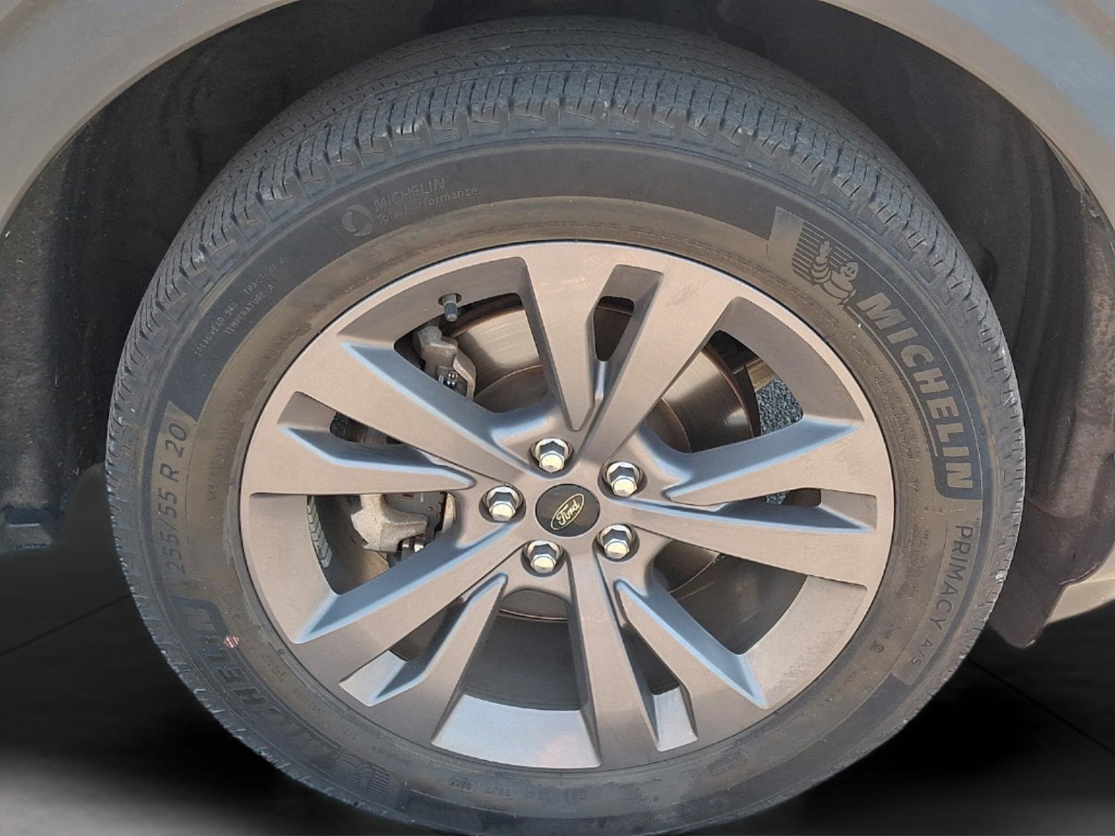 Used 2022 Ford Explorer XLT w/ Equipment Group 202A AWD/4WD image 9