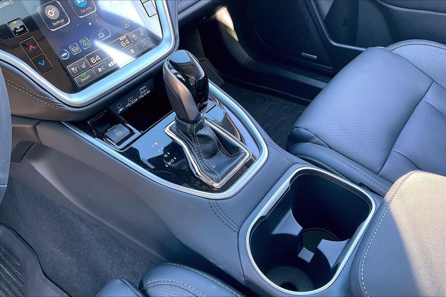 Certified 2025 Subaru Outback Touring w/ Popular Package #2 image 13