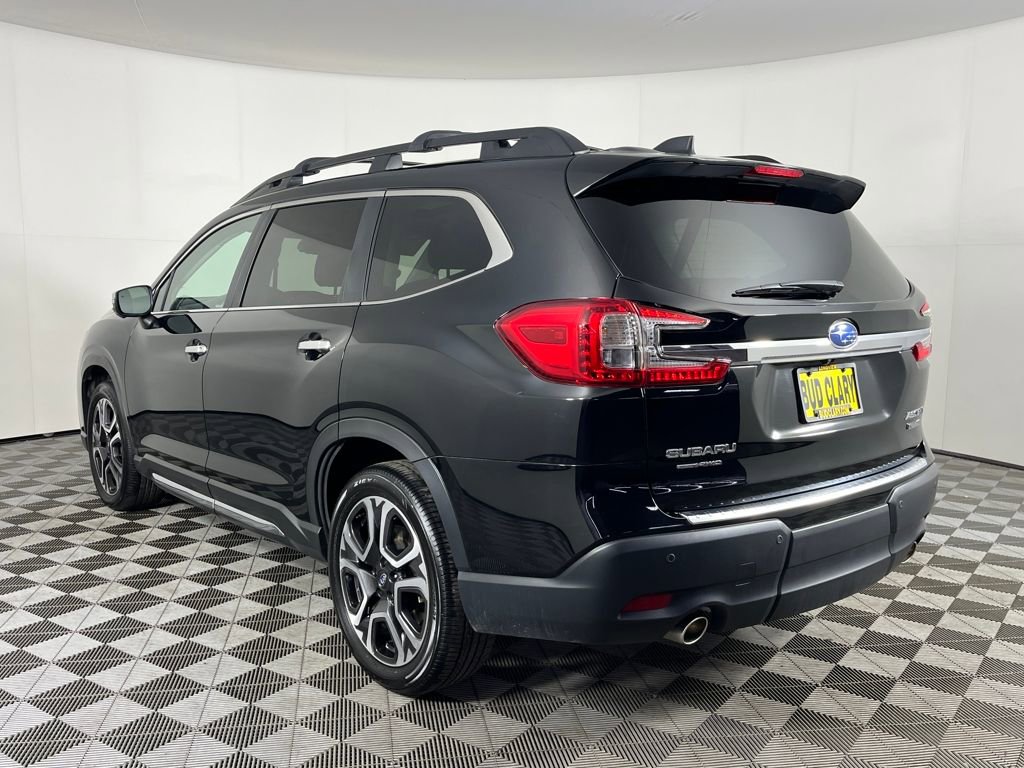 Used 2023 Subaru Ascent Touring image 8
