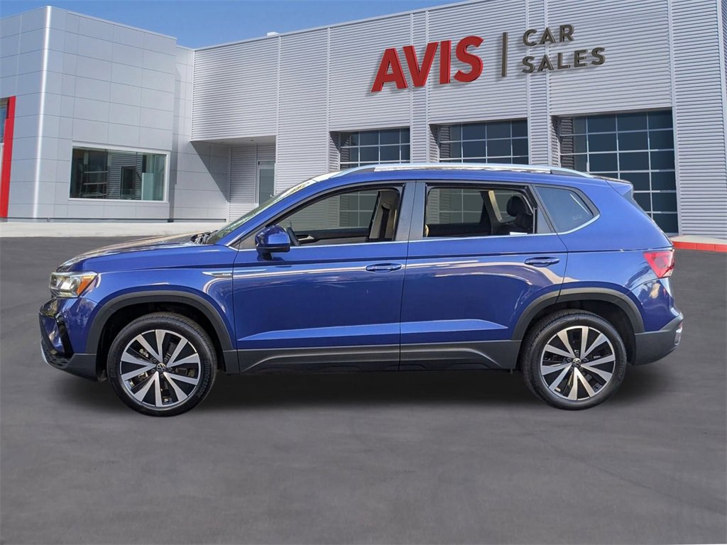 Used 2024 Volkswagen Taos SE image 11