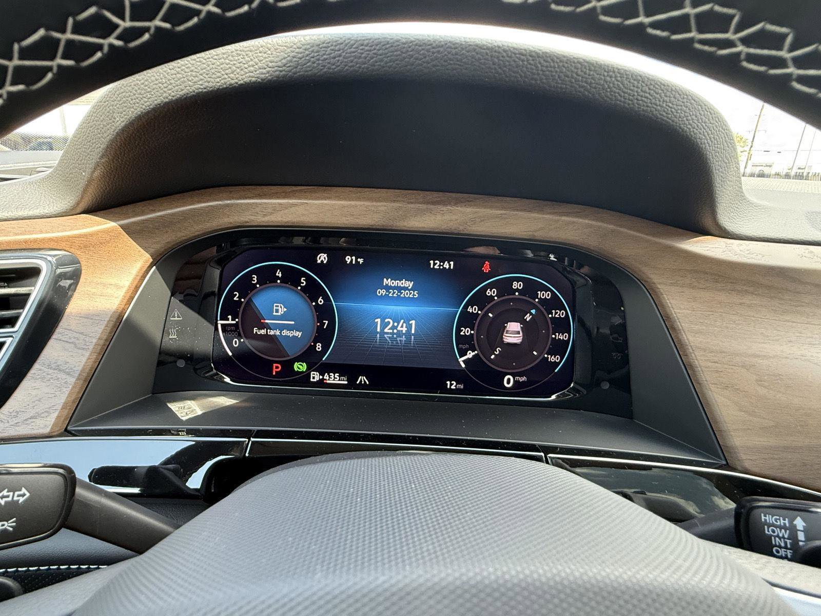 New 2026 Volkswagen Atlas SE image 15