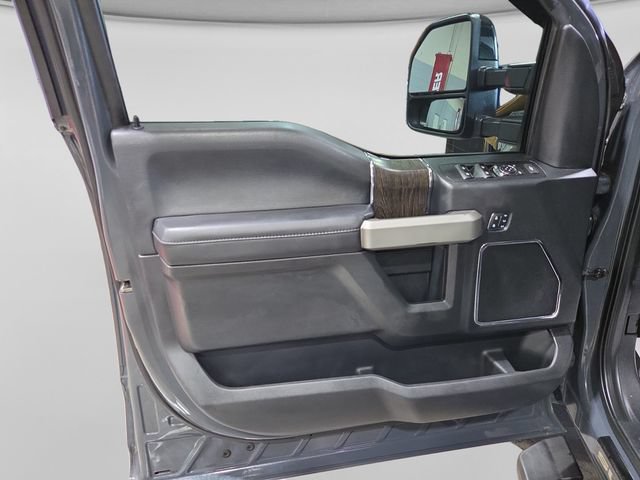 Used 2021 Ford F250 Lariat AWD/4WD image 11