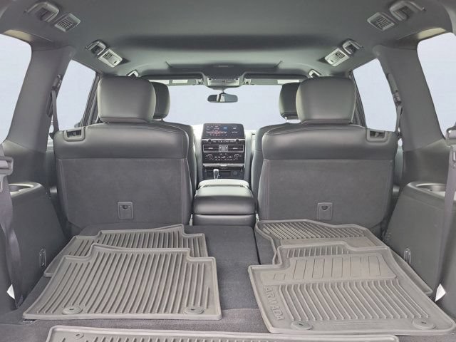 Used 2024 Nissan Armada SL w/ Midnight Edition Package RWD image 7