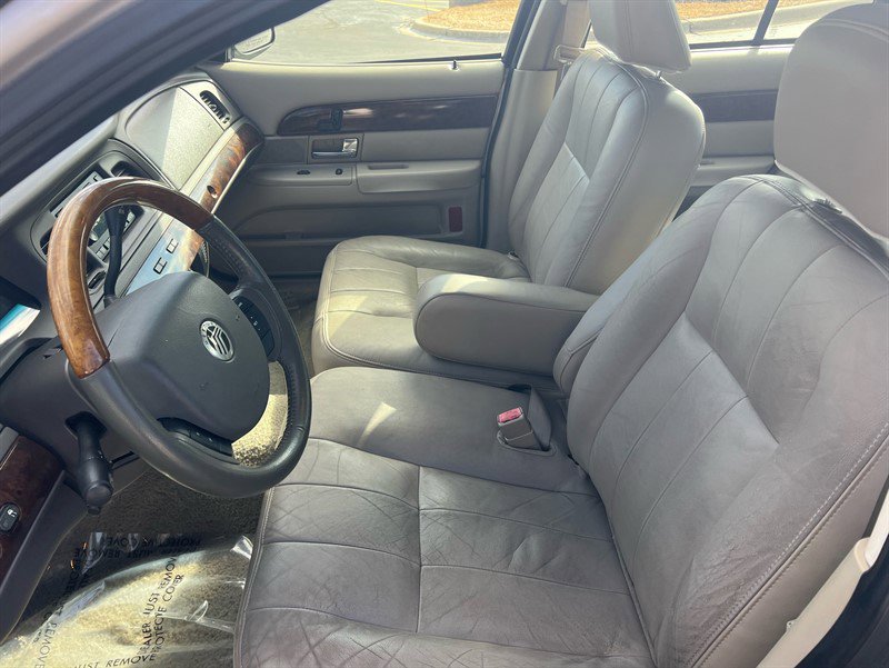 Used 2007 Mercury Grand Marquis LS image 31