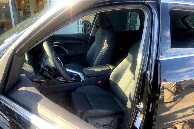New 2025 Audi Q5 2.0T Premium Plus image 8