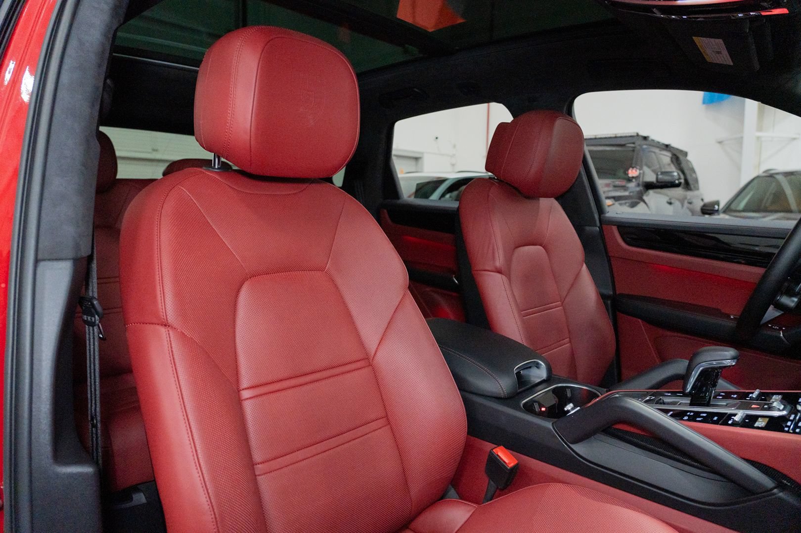 Used 2022 Porsche Cayenne E-Hybrid AWD/4WD image 31
