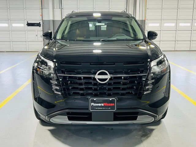 New 2026 Nissan Pathfinder Platinum image 14