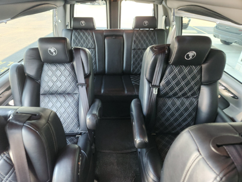 Used 2021 Chevrolet Express 2500 Extended w/ Enhanced Convenience Package RWD image 44