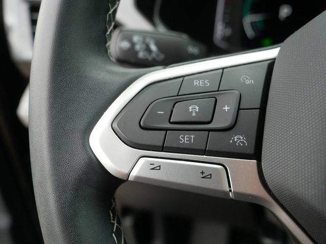 Certified 2023 Volkswagen Taos SEL AWD/4WD image 25