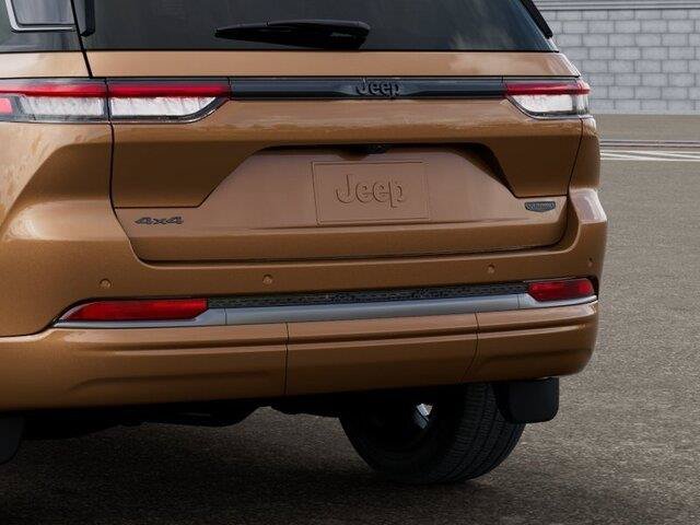 New 2026 Jeep Grand Cherokee Summit AWD/4WD image 16