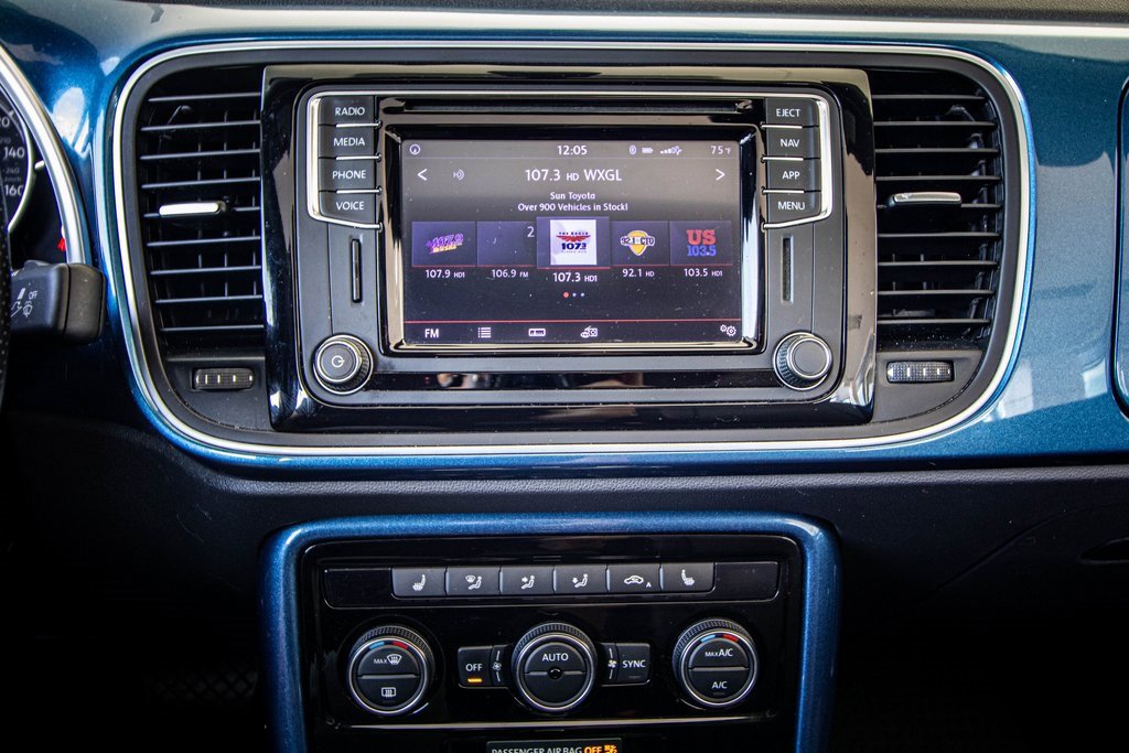 Used 2019 Volkswagen Beetle 2.0T SE image 31