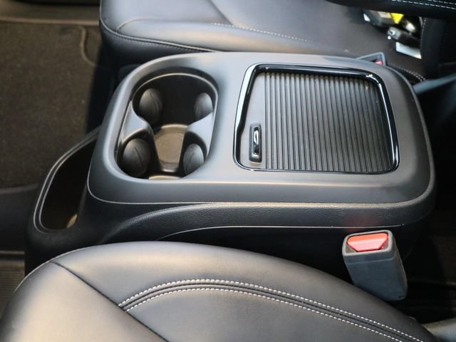 Used 2024 Chrysler Pacifica Touring-L w/ S Appearance Package FWD image 30
