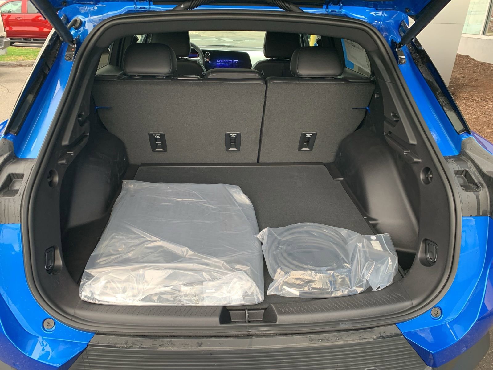 New 2026 Chevrolet Equinox EV LT image 11