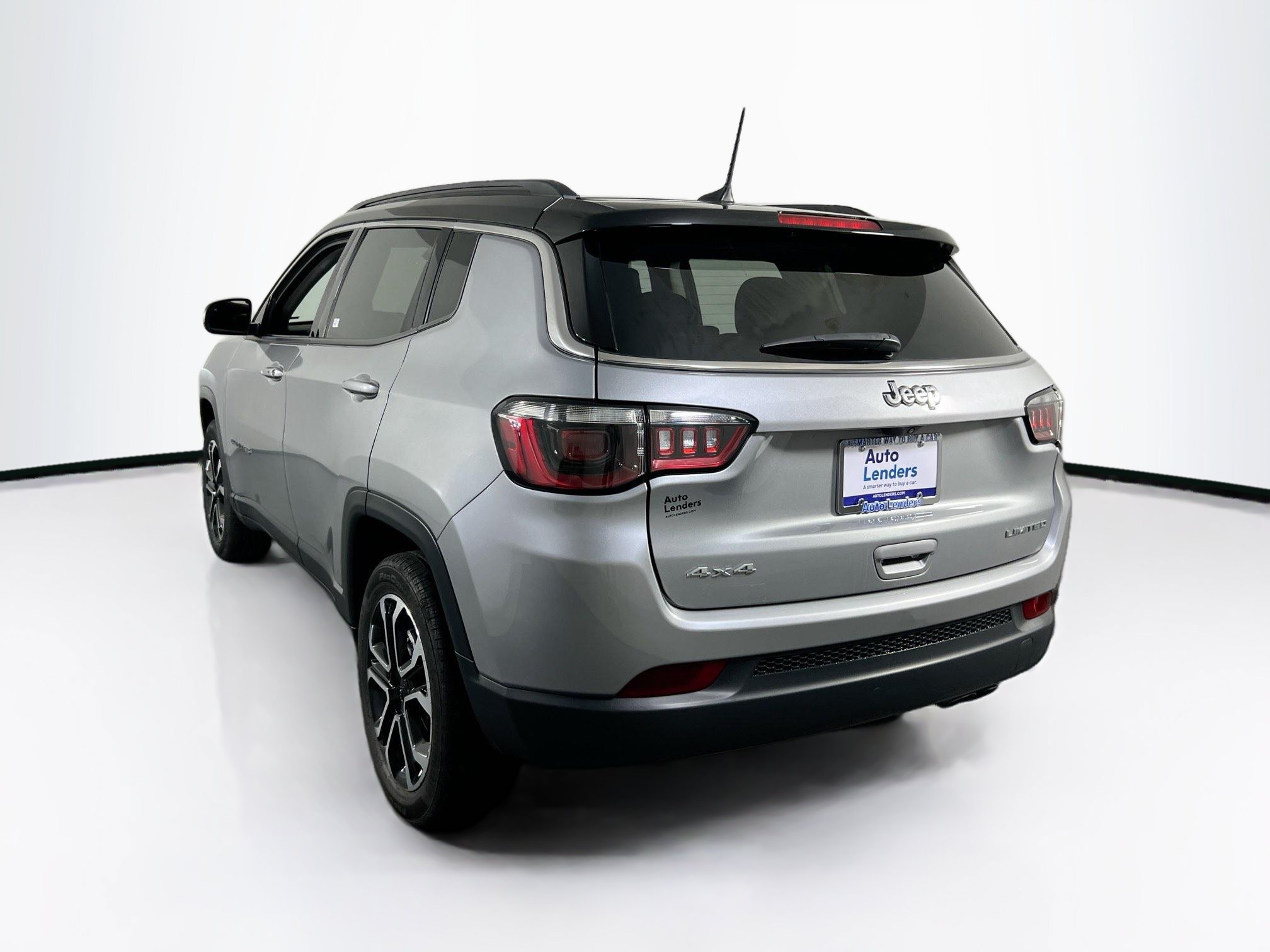 Used 2022 Jeep Compass Limited AWD/4WD image 7