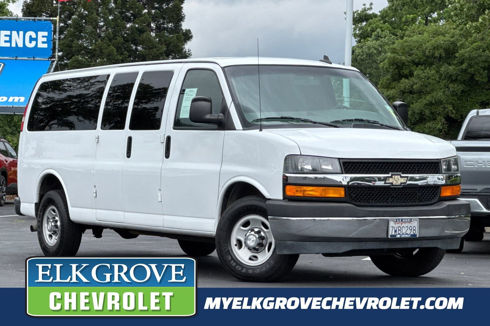 Used 2017 Chevrolet Express 3500 LT w/ LT Preferred Equipment Group image 1