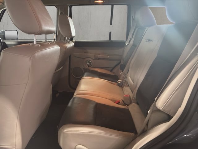 Used 2008 Jeep Commander Overland AWD/4WD image 10