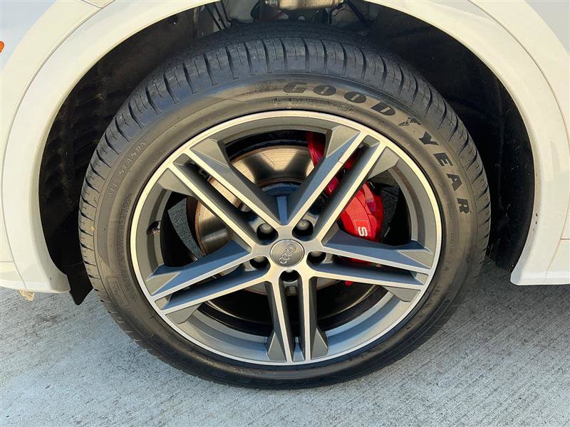Used 2019 Audi SQ5 Premium Plus image 26