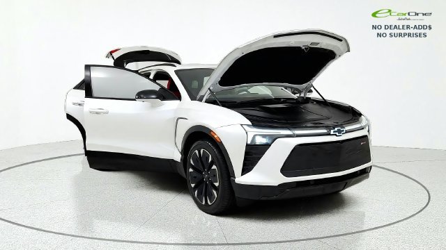 Used 2024 Chevrolet Blazer EV RS RWD image 12