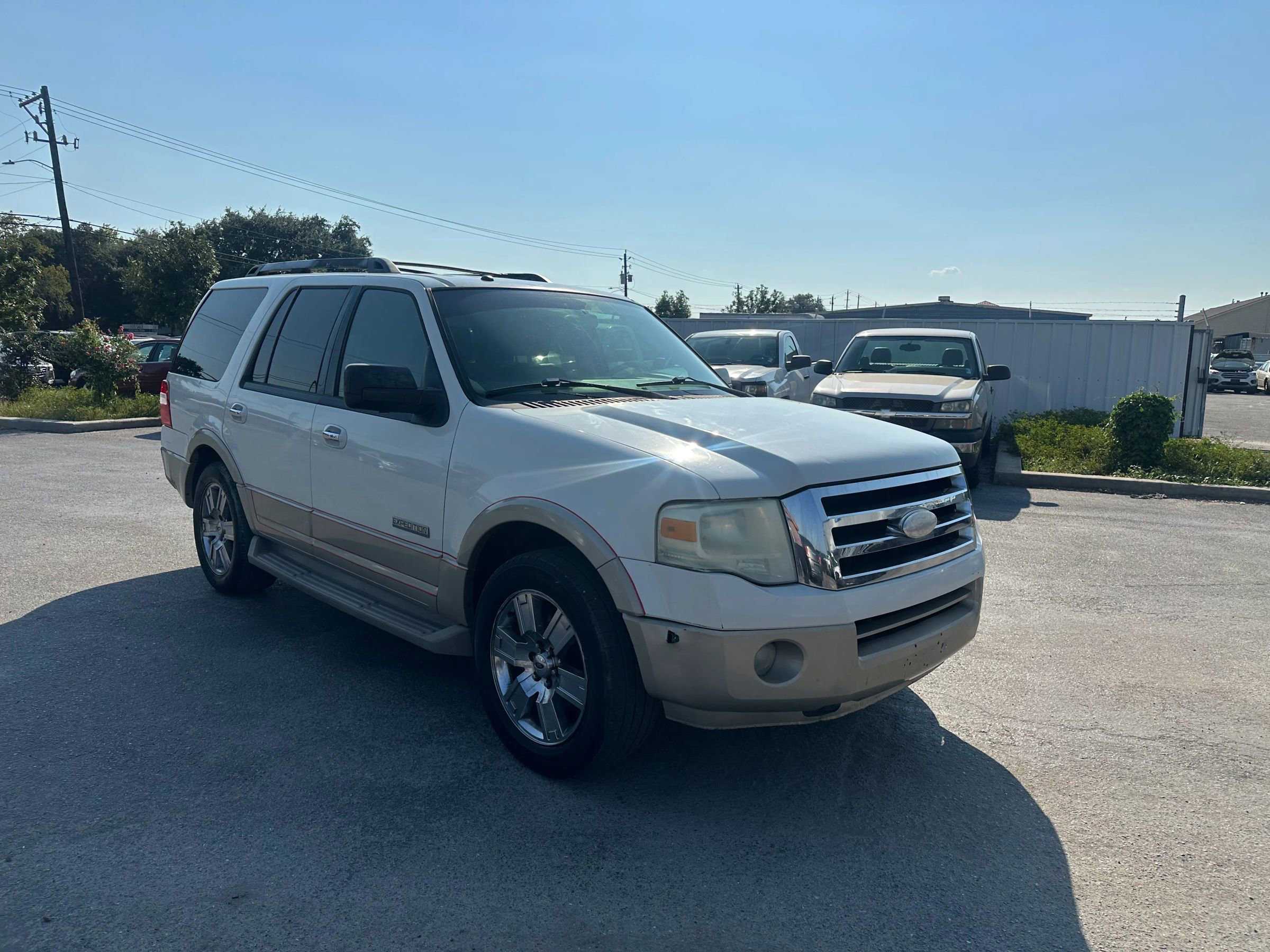Used 2008 Ford Expedition Eddie Bauer image 3