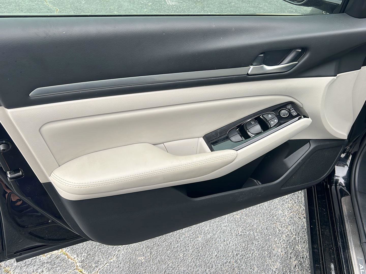 Used 2024 Nissan Altima 2.5 SL image 16