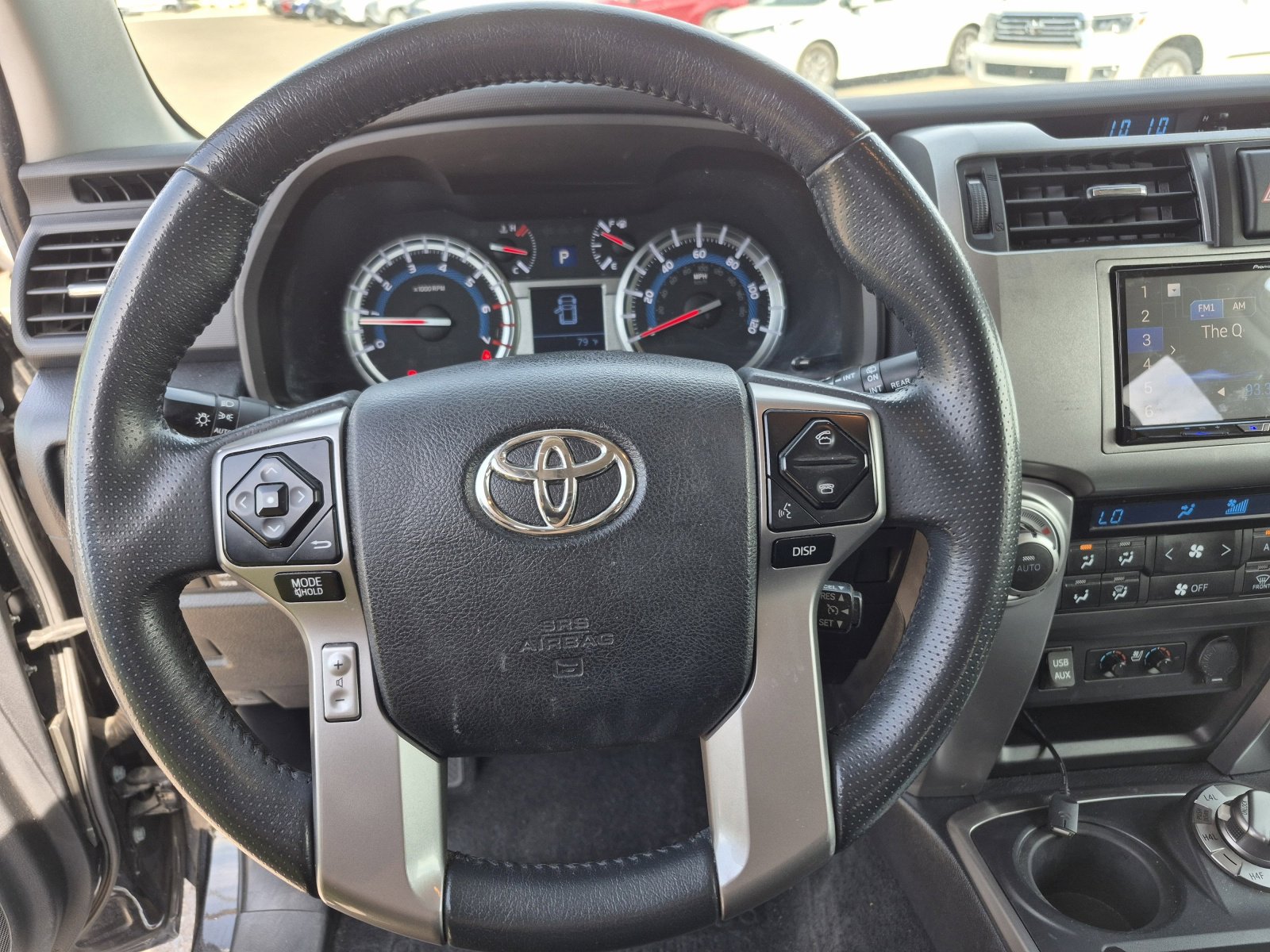 Used 2018 Toyota 4Runner Limited AWD/4WD image 9