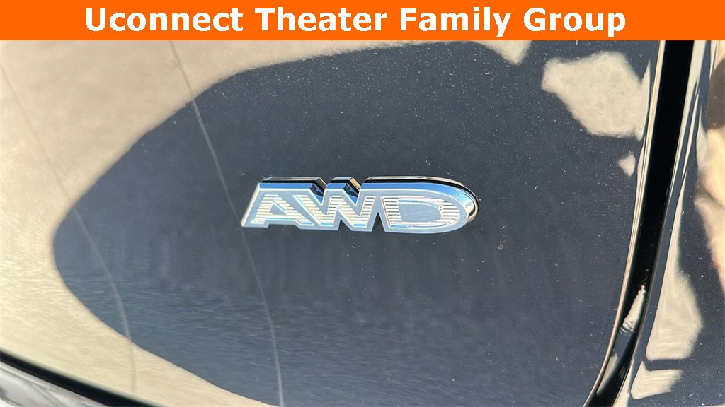 New 2026 Chrysler Pacifica Select image 11