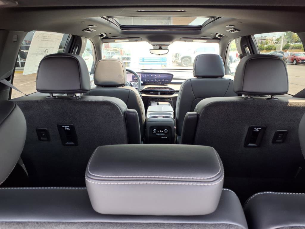 New 2026 Buick Enclave Sport Touring w/ Power Package image 22