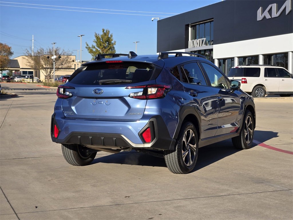 Used 2024 Subaru Crosstrek 2.0i Premium image 4