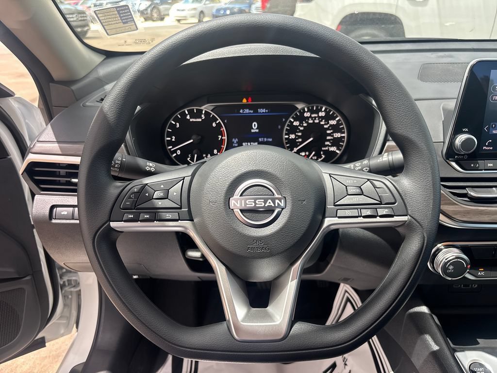 New 2026 Nissan Altima 2.5 SV AWD/4WD image 15