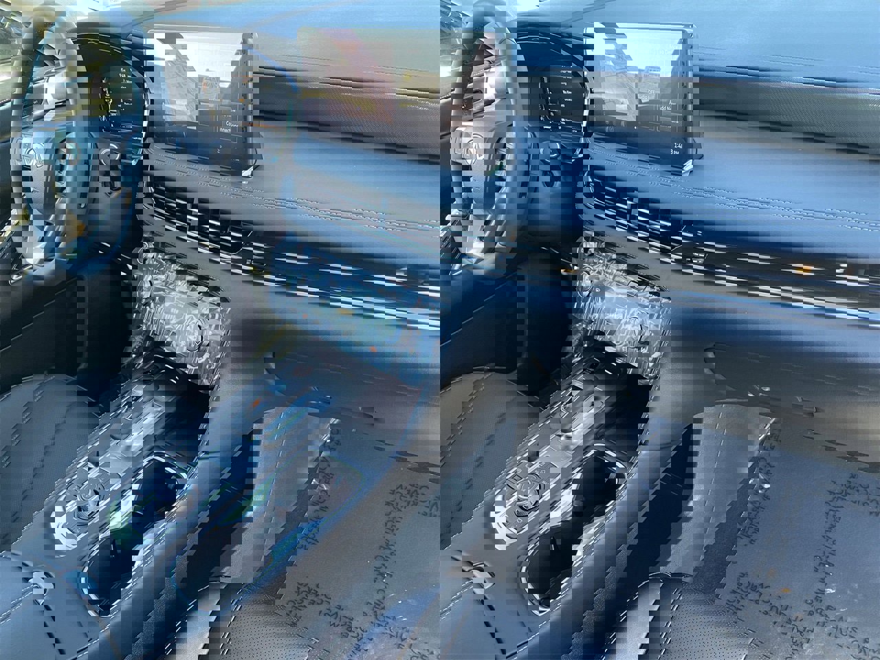 New 2026 INFINITI QX60 Luxe w/ Cargo Package image 8