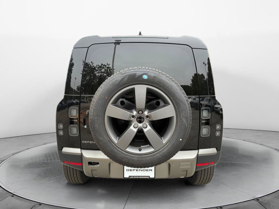 New 2026 Land Rover Defender 110 S AWD/4WD image 14