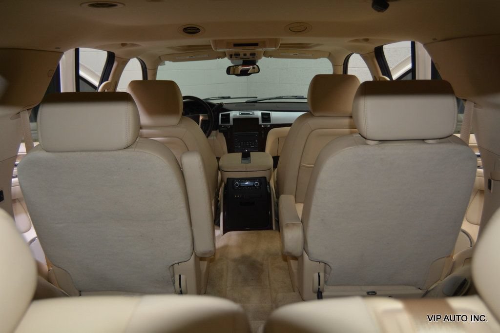 Used 2007 Cadillac Escalade AWD w/ Information Package image 35