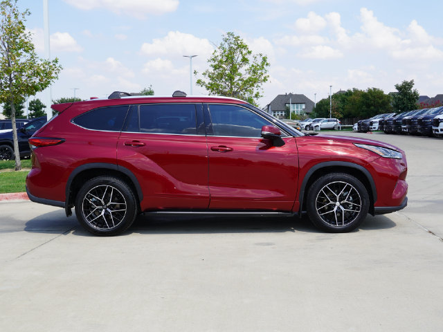 Used 2021 Toyota Highlander Limited FWD image 15