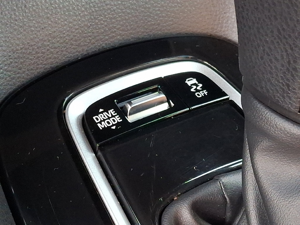 Certified 2025 Toyota Corolla SE w/ Convenience Package FWD image 28