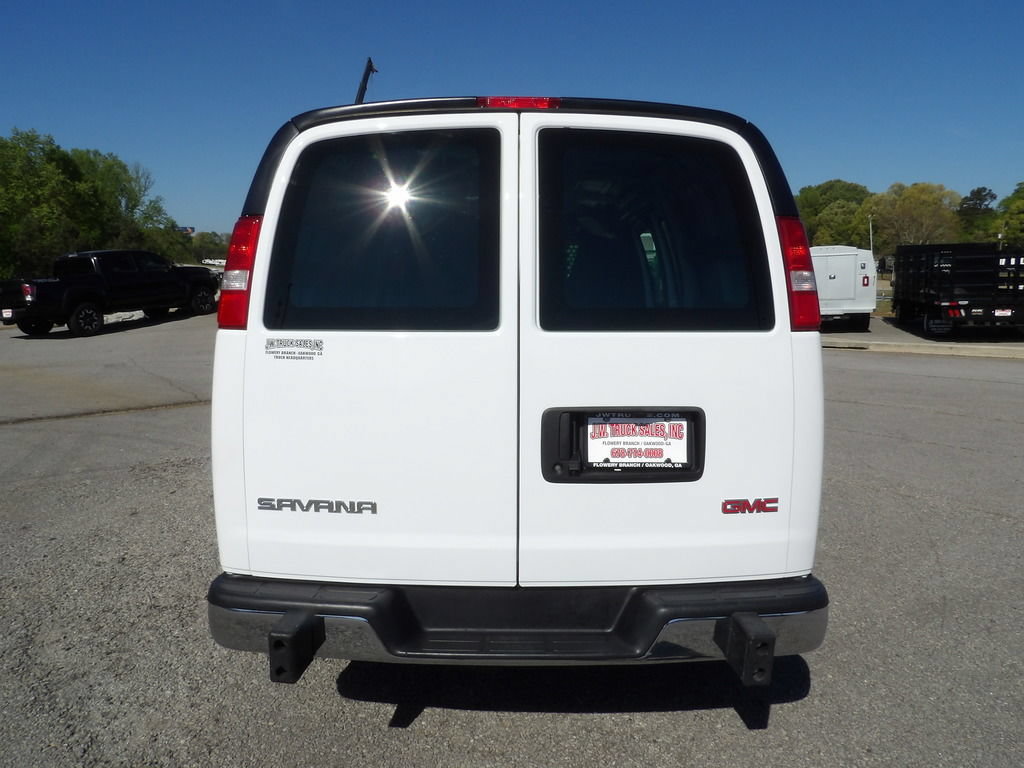 Used 2024 GMC Savana 2500 w/ Driver Convenience Package RWD image 6